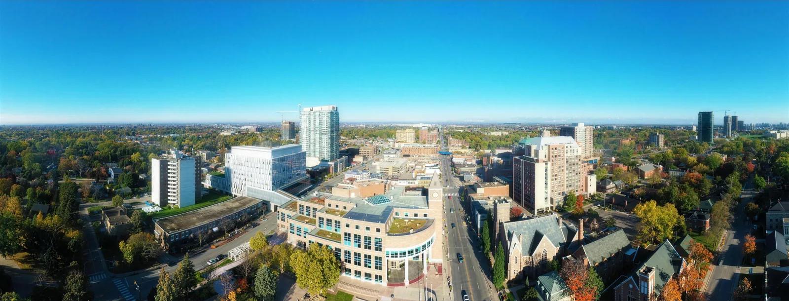 Vue aérienne du centre-ville de Brampton