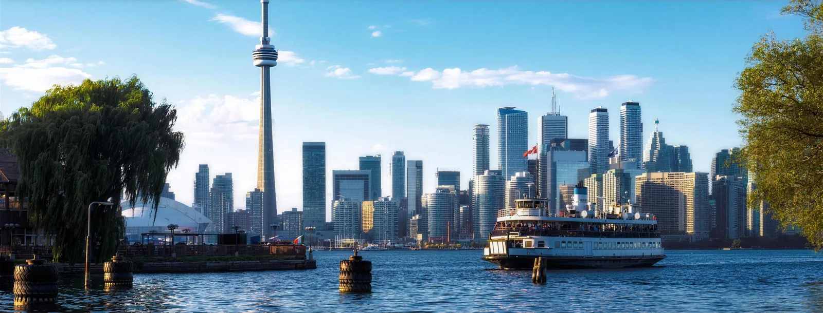 Toronto skyline seen from the harbour
